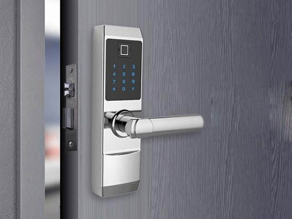 京山24小时上门开锁公司